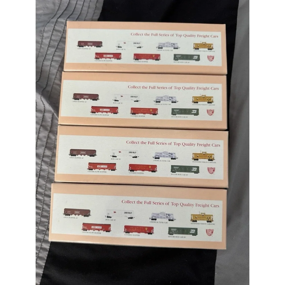 HO Scale IHC Vintage Freight Cars (NEW IN BOX) Lot of 4